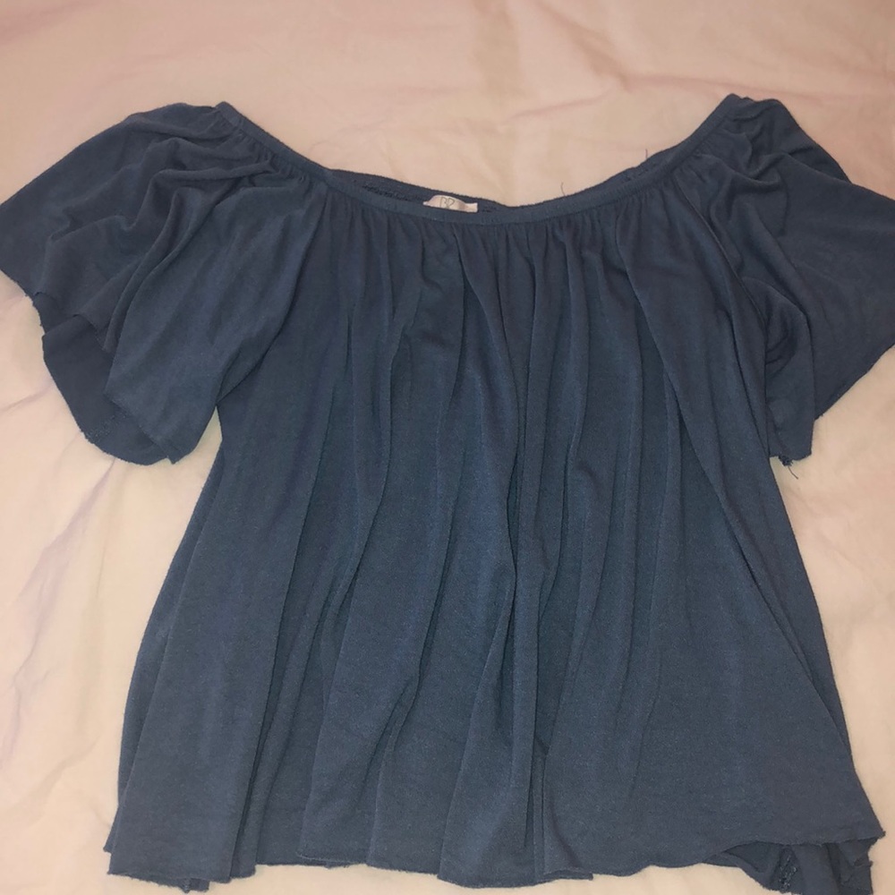 Flowy BP off-the-shoulder top.